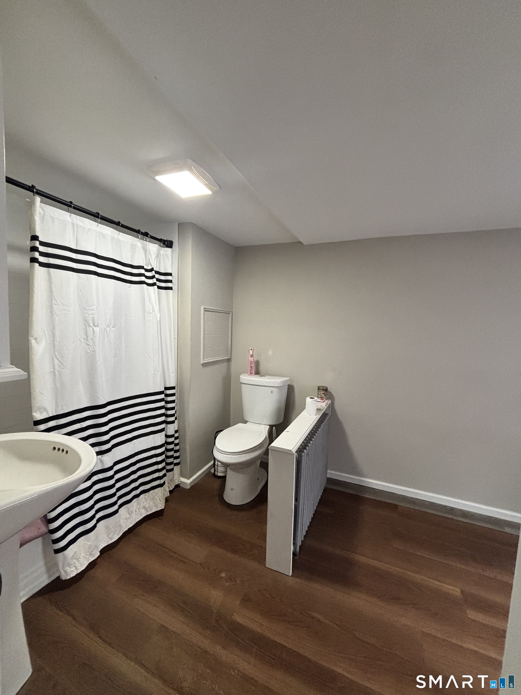 8 Thompson Court Enfield, CT 06082 - Photo 15 of 20