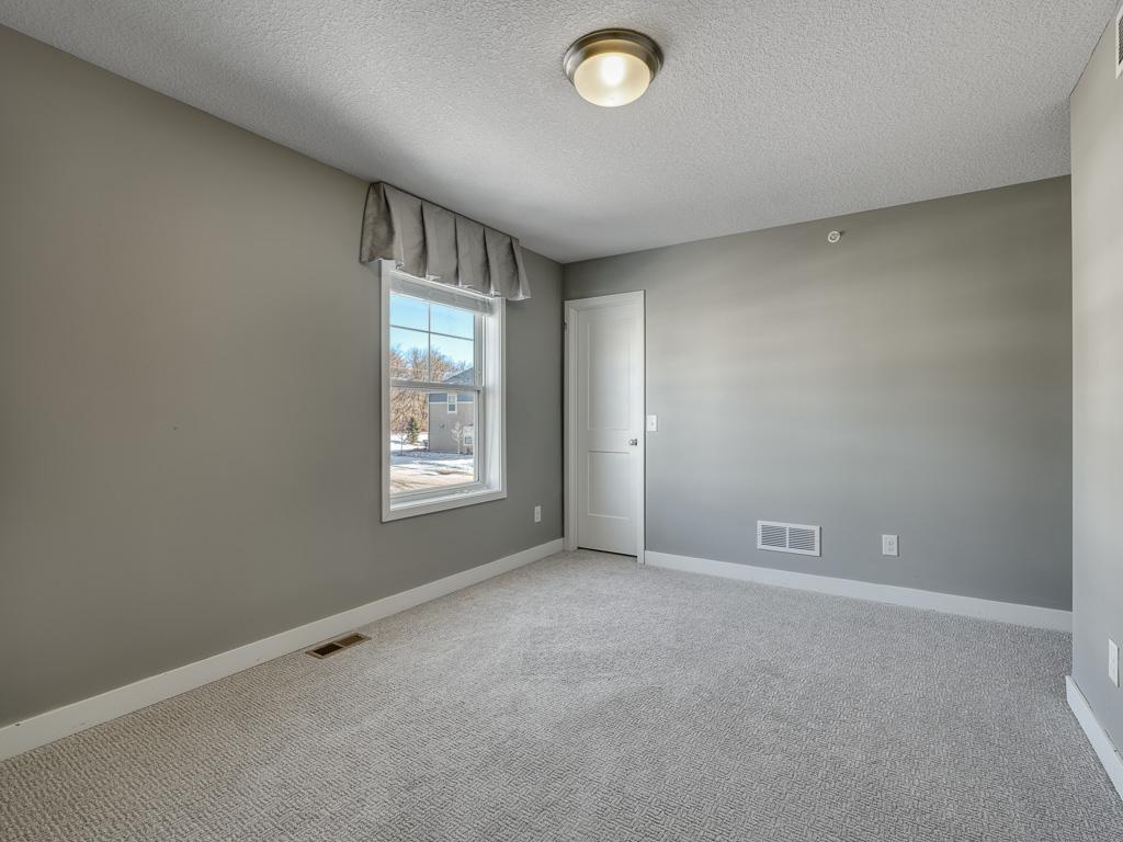 10269 Chesshire Lane North Maple Grove, MN 55369 - Photo 13 of 21