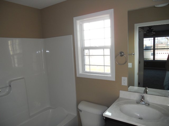 225 Center Street Metamora, IL 61548 - Photo 12 of 13 Gallery Image 12