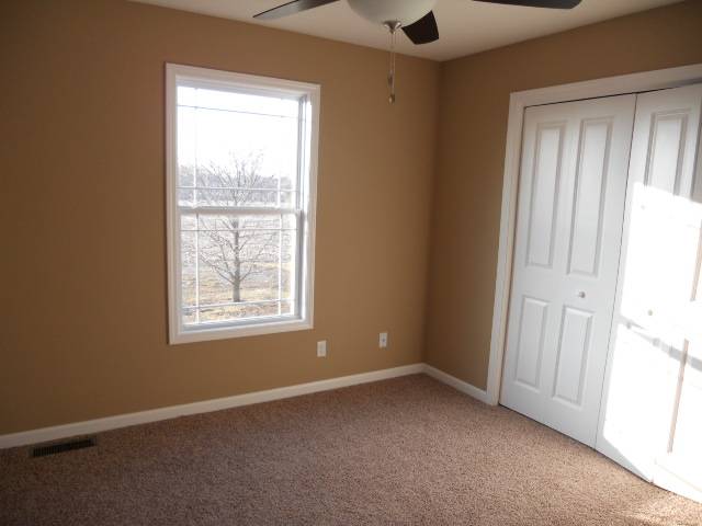 225 Center Street Metamora, IL 61548 - Photo 8 of 13 Gallery Image 8