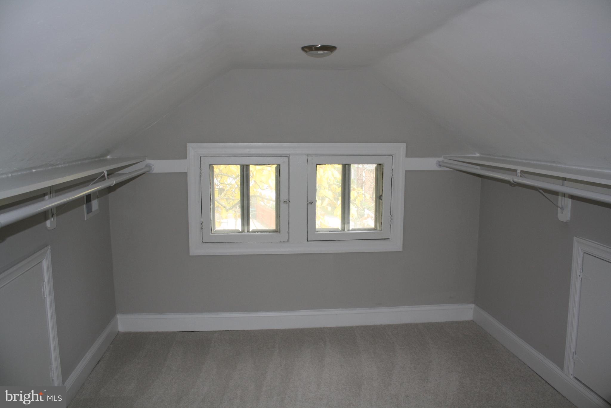 8000 Oakleigh Road Parkville, MD 21234 - Photo 18 of 28 Bedroom 2 with large walk in closet