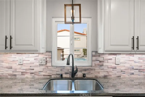 $995,000 | 4700 Warner Avenue, Unit 112, Huntington Beach, CA 92649