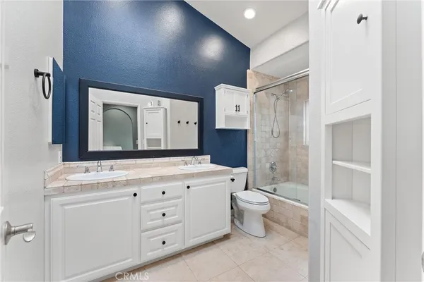 $995,000 | 4700 Warner Avenue, Unit 112, Huntington Beach, CA 92649