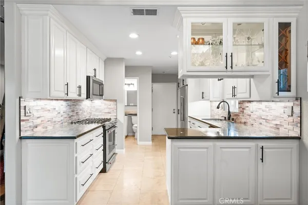 $995,000 | 4700 Warner Avenue, Unit 112, Huntington Beach, CA 92649