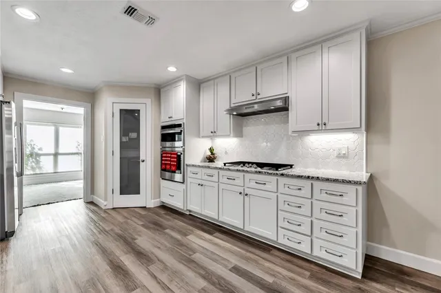 $465,000 | 3005 Camelot Drive, Bryan, TX 77802