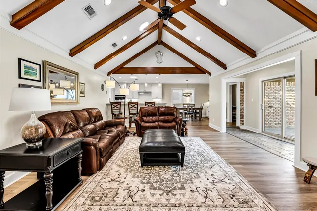 $465,000 | 3005 Camelot Drive, Bryan, TX 77802