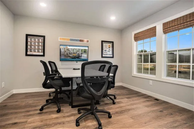 $464,900 | 4923 Knollwood Drive, St. Joseph, MI 49085