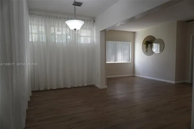 $3,950 | 7800 Southwest 69th Avenue, Miami, FL 33143