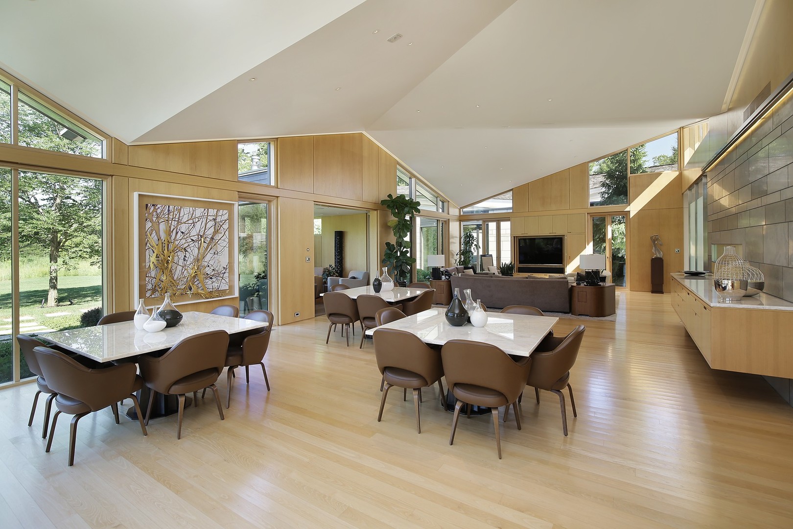 2500 Telegraph Road Bannockburn, IL 60015 - Photo 9 of 51