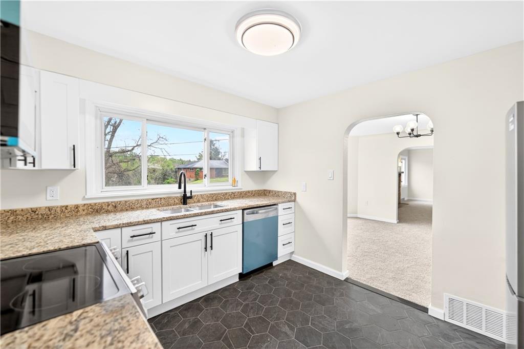 692 Simpson Howell Road Elizabeth, PA 15037 - Photo 26 of 44