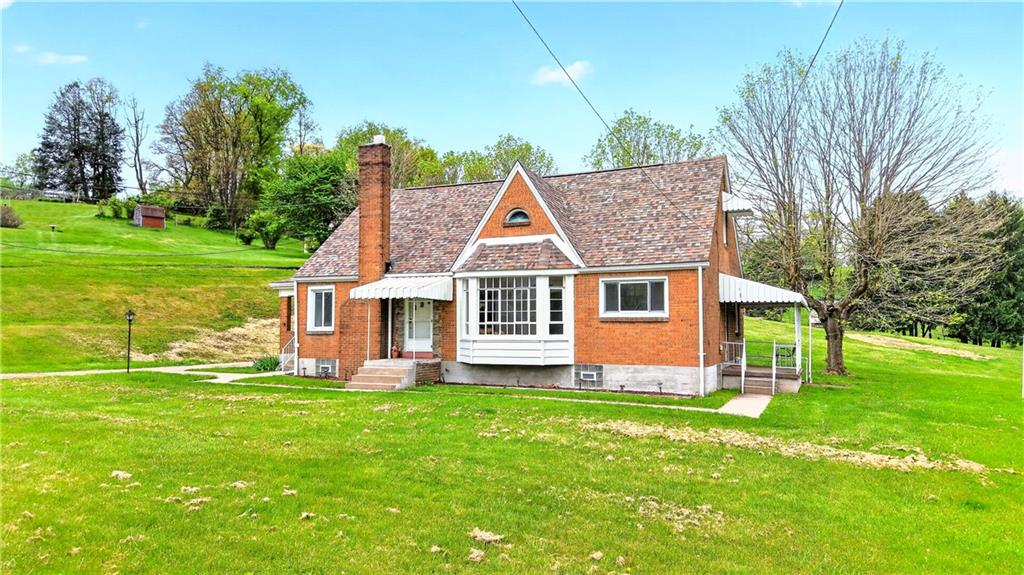 692 Simpson Howell Road Elizabeth, PA 15037 - Photo 3 of 44
