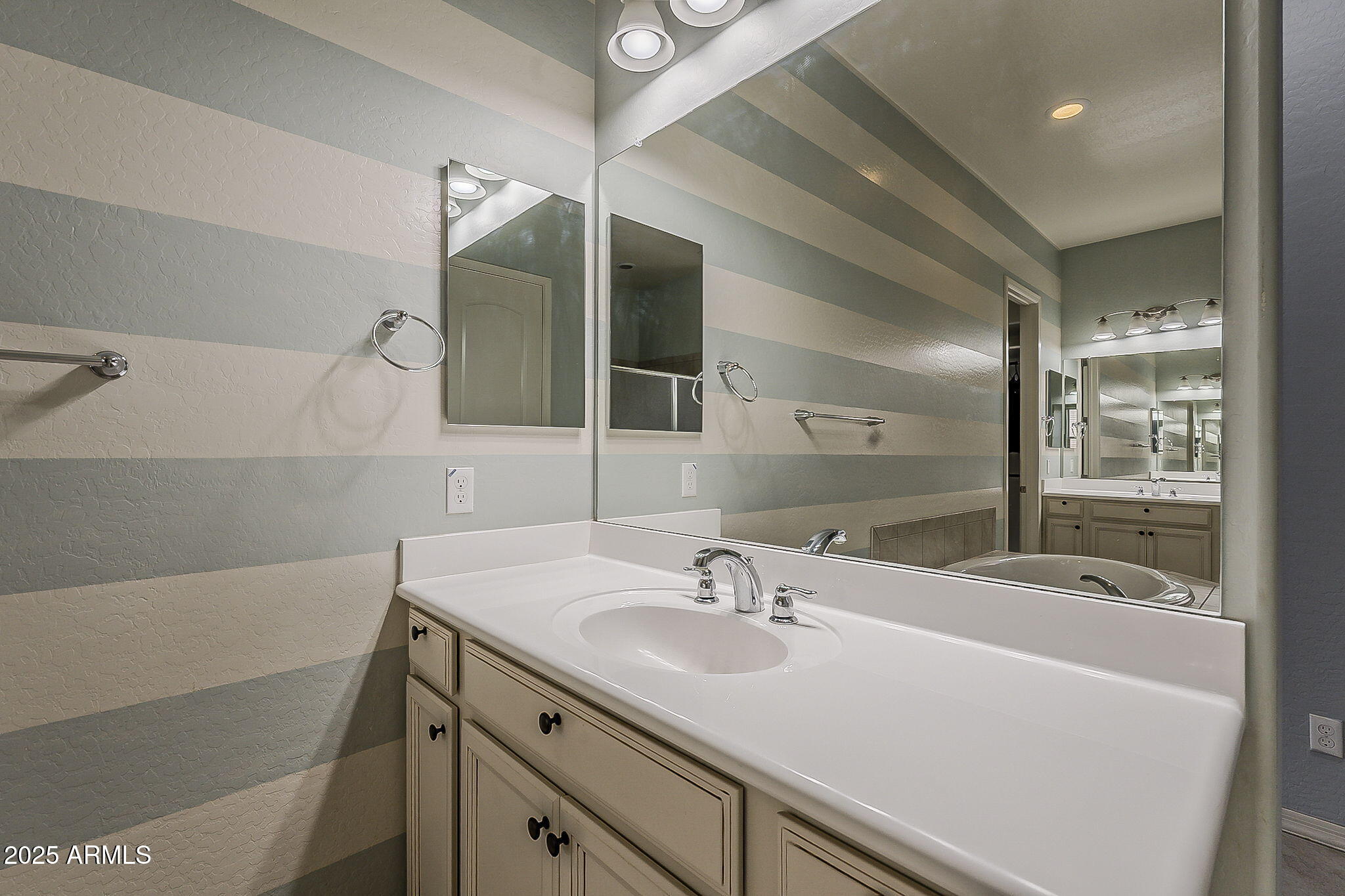 15655 West Berkeley Road Goodyear, AZ 85395 - Photo 43 of 71 Gallery Image 43