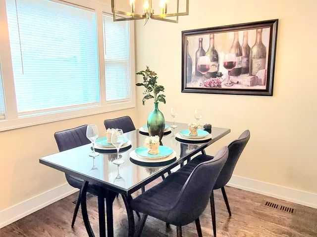 $467,500 | 6129 South Parkside Avenue, Chicago, IL 60638