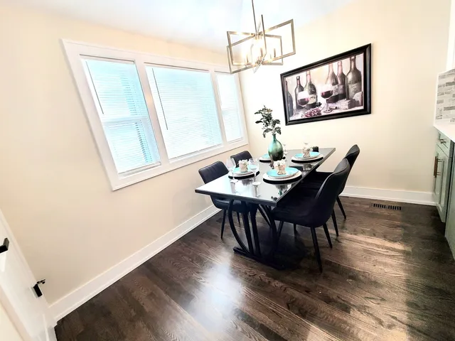 $467,500 | 6129 South Parkside Avenue, Chicago, IL 60638