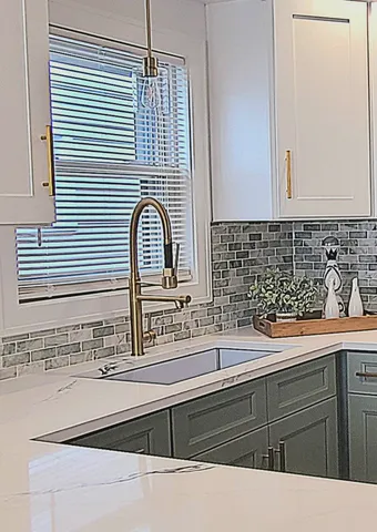 $467,500 | 6129 South Parkside Avenue, Chicago, IL 60638