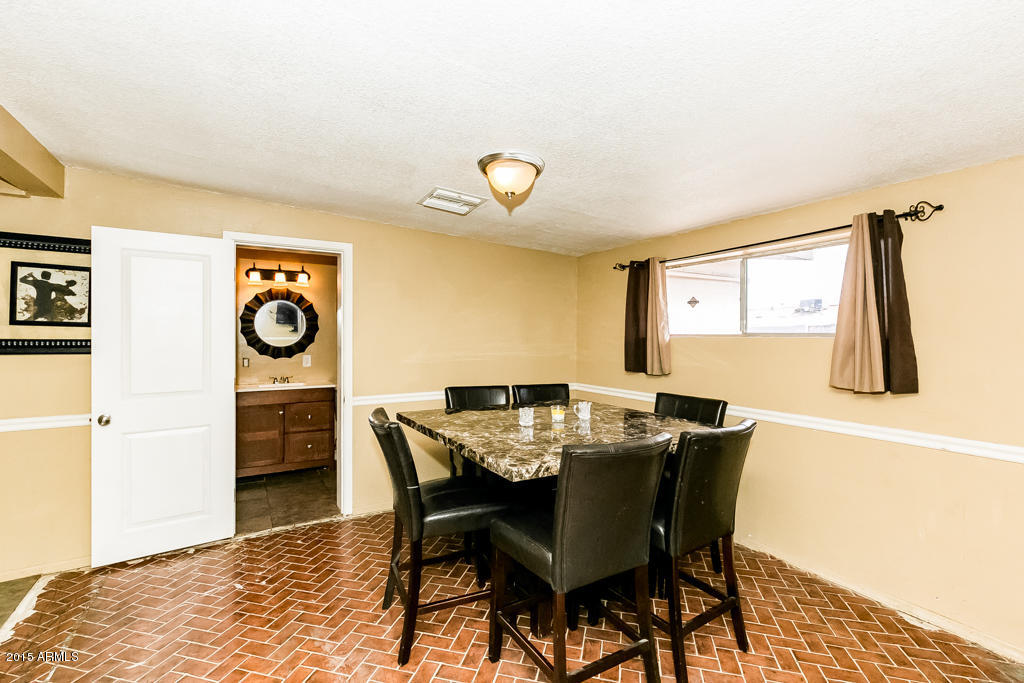 1833 East Coronado Road Phoenix, AZ 85006 - Photo 13 of 27 1833_E_Coronado_Rd_AZ-25