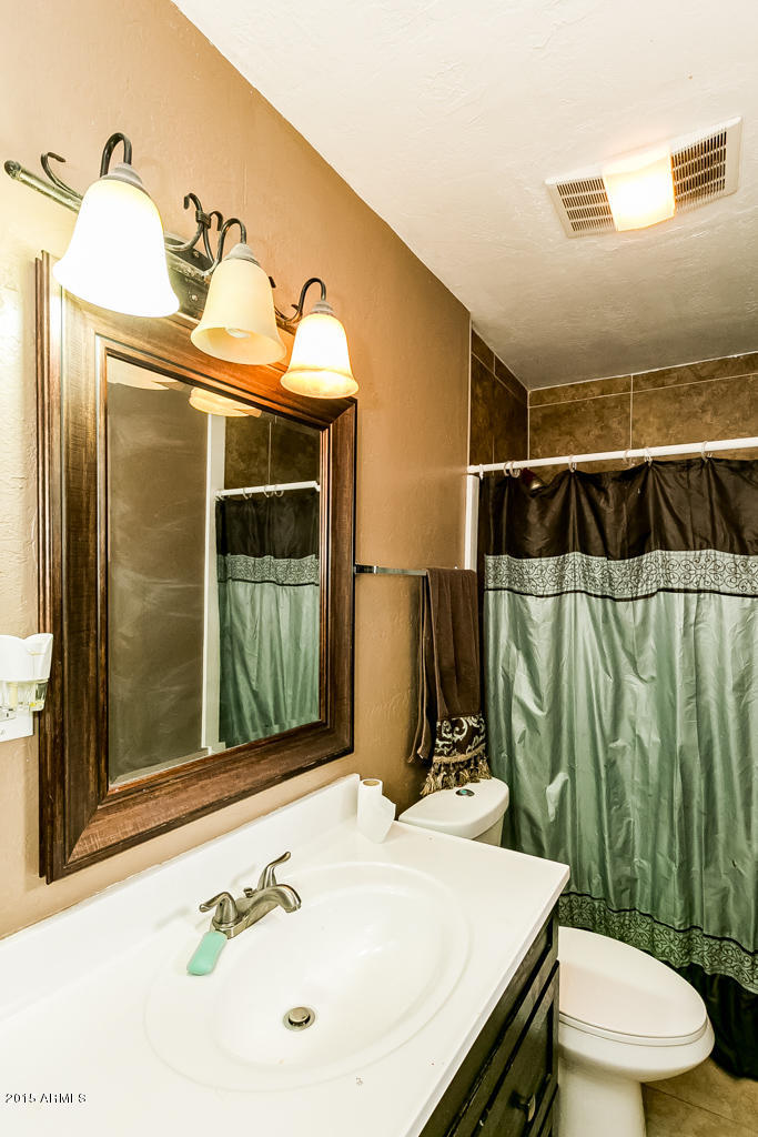 1833 East Coronado Road Phoenix, AZ 85006 - Photo 18 of 27 1833_E_Coronado_Rd_AZ-21