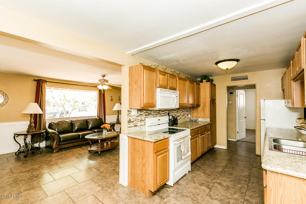 1833 East Coronado Road Phoenix, AZ 85006 - Photo 6 of 27 1833_E_Coronado_Rd_AZ-8