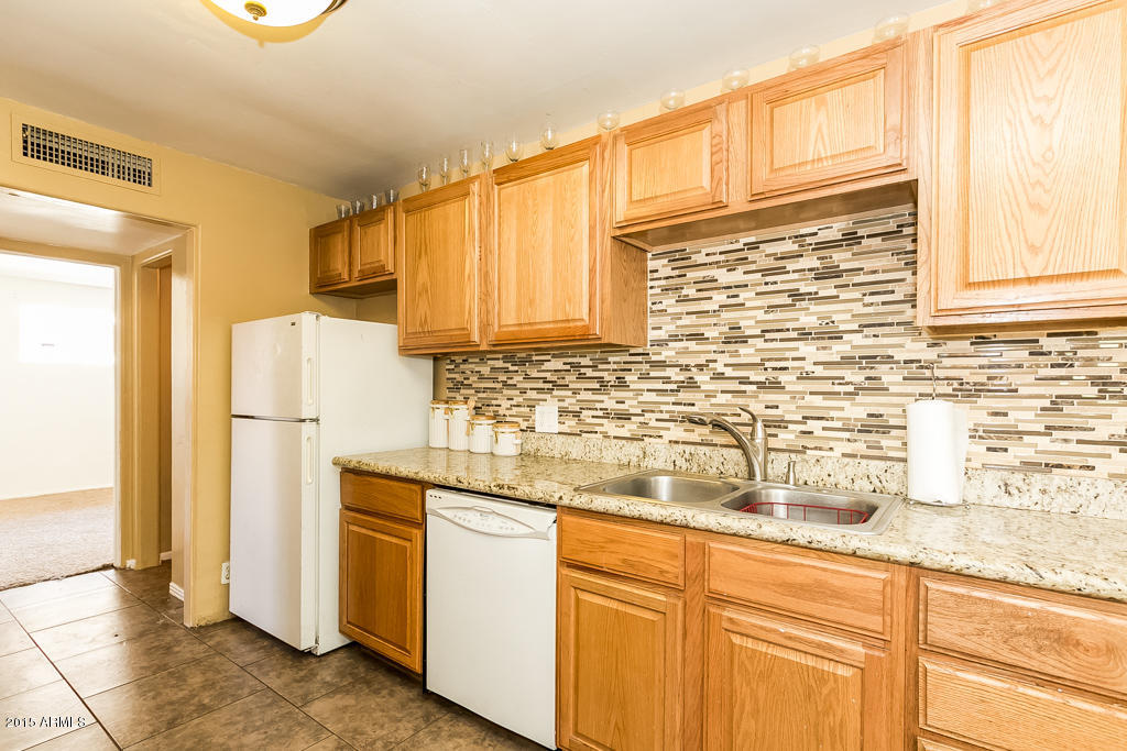 1833 East Coronado Road Phoenix, AZ 85006 - Photo 8 of 27 1833_E_Coronado_Rd_AZ-10