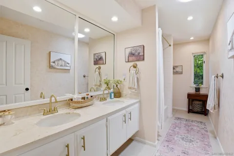 $3,249,000 | 6859 Avenida Andorra, La Jolla, CA 92037