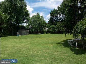 1355 Harris Road Dresher, PA 19025 - Photo 11 of 12 Exterior Back