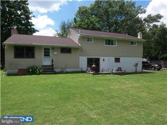1355 Harris Road Dresher, PA 19025 - Photo 12 of 12 Exterior Back