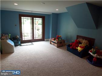 1355 Harris Road Dresher, PA 19025 - Photo 8 of 12 Great Room