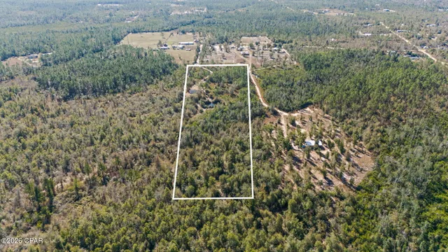 $234,900 | 18300 Kayla Court, Fountain, FL 32438