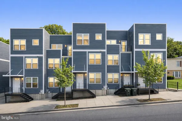 $475,000 | 2210 Hunter Place Southeast, Washington, DC 20020