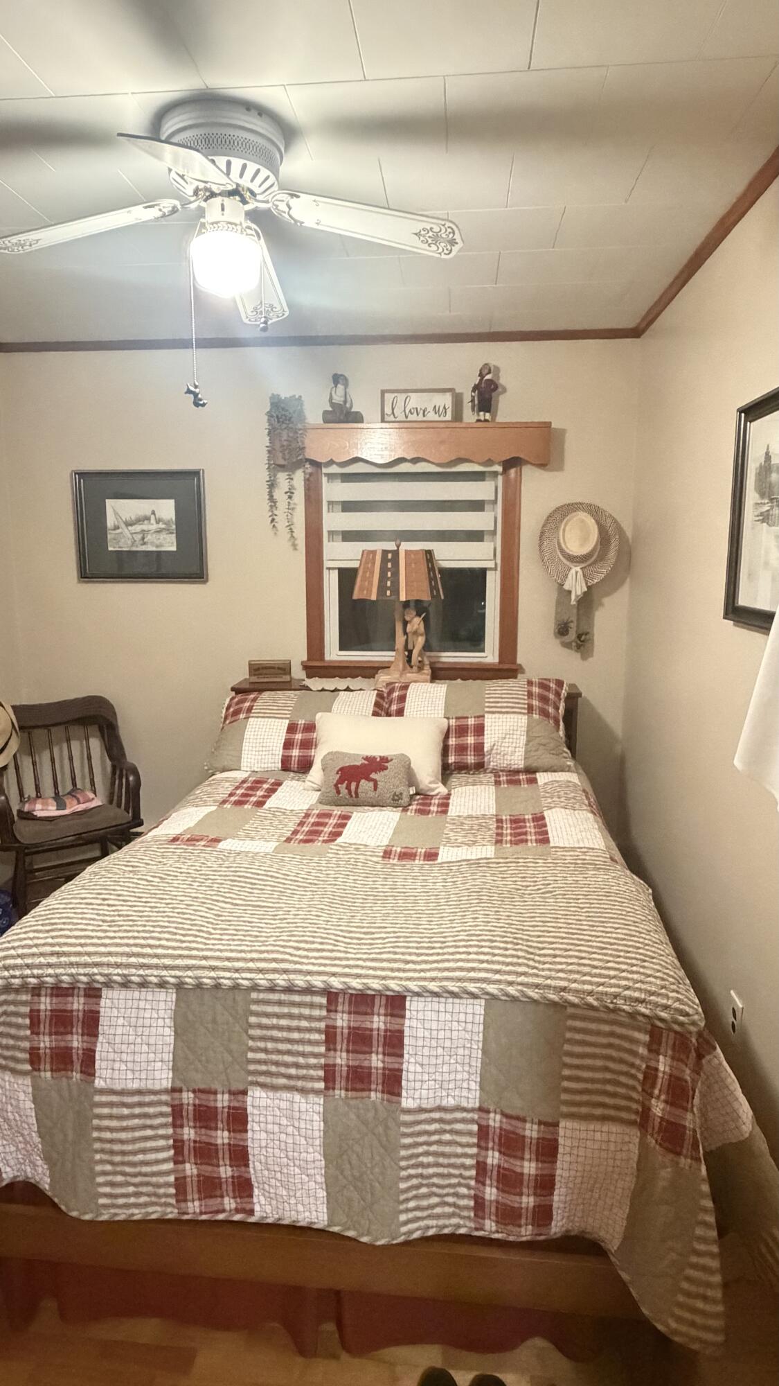 18 Winter Street Millinocket, ME 04462 - Photo 19 of 36 1FBEA1BD-B474-4F5C-9846-9E208CAB0DE8