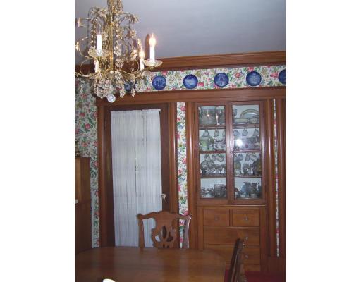 11 Clark Road Swampscott, MA 01907 - Photo 8 of 13 Gallery Image 8