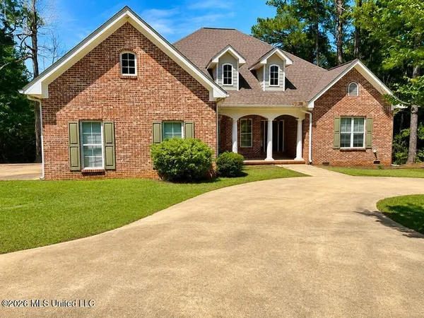 $345,000 | 1869 Parkway Circle, Toomsuba, MS 39364