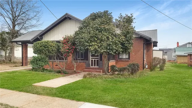 $282,500 | 413 South Depot Street, Seneca, SC 29678