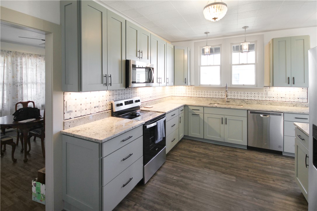 413 South Depot Street Seneca, SC 29678 - Photo 8 of 22