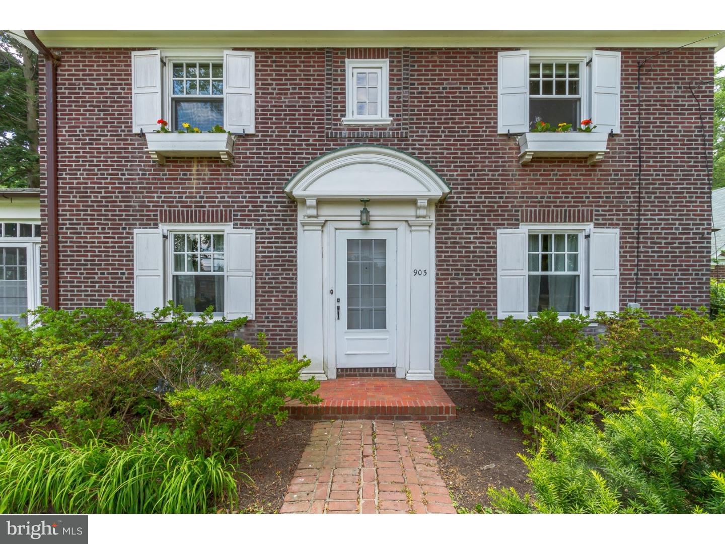 903 South Providence Road Wallingford, PA 19086 - Photo 2 of 25 Exterior Front