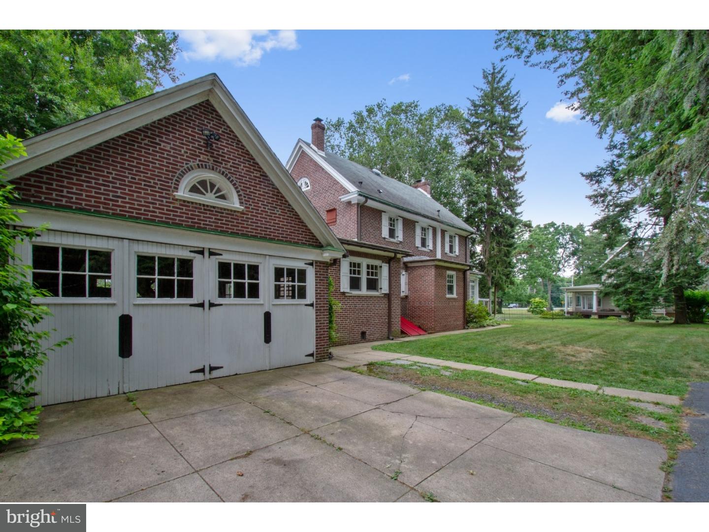 903 South Providence Road Wallingford, PA 19086 - Photo 25 of 25 Garage
