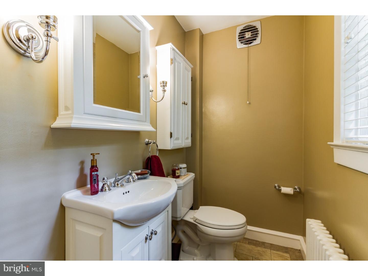 903 South Providence Road Wallingford, PA 19086 - Photo 9 of 25 Bathroom