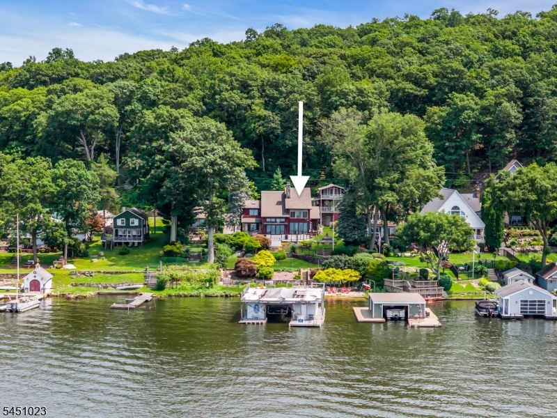 79 Castle Rock Road Lake Hopatcong, NJ 07849 - Photo 1 of 50 Gallery Image 1