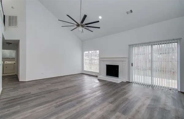 $375,000 | 2106 Spyglass Drive, League City, TX 77573