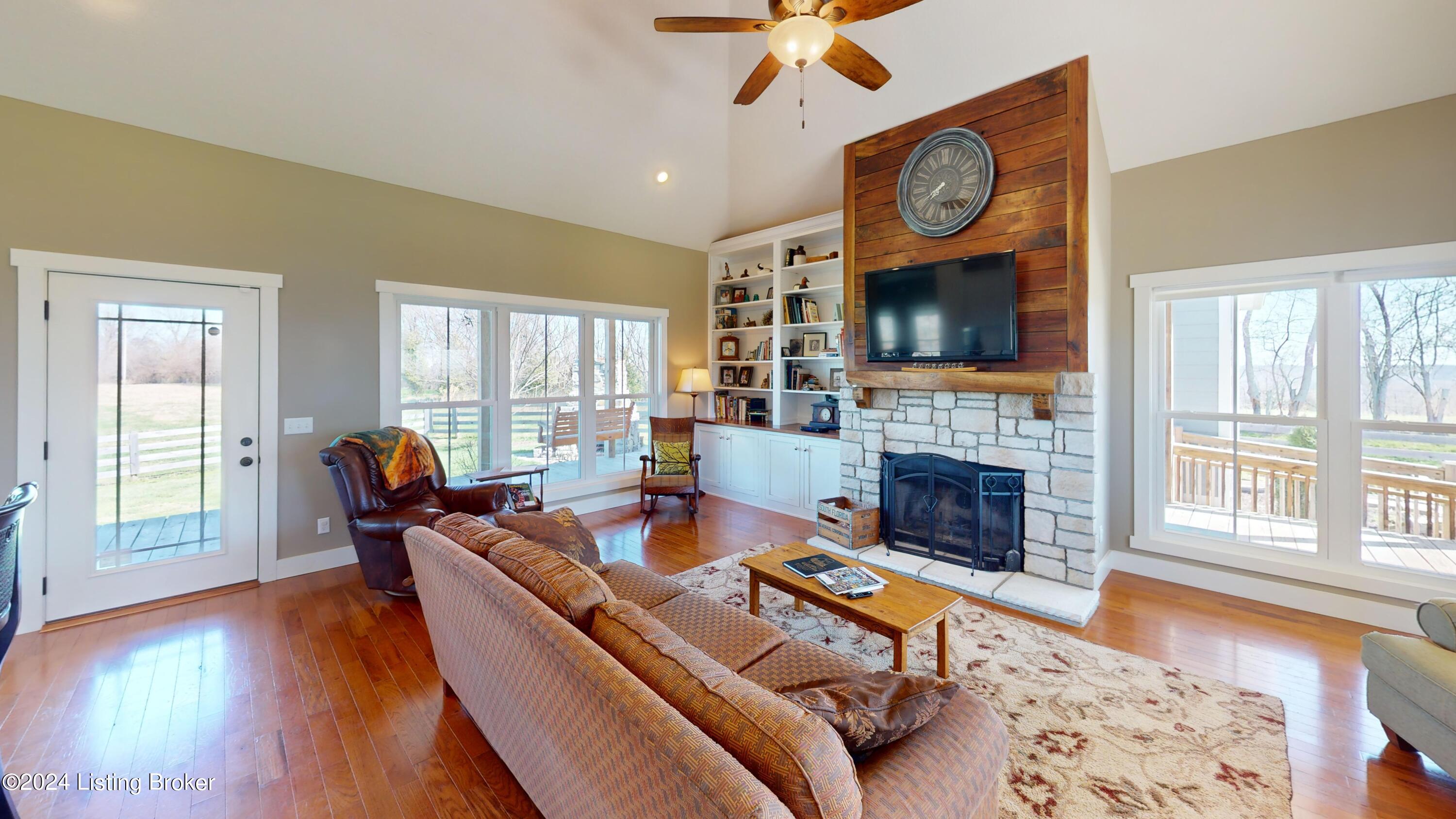 4372 Rube Smith Road Canmer, KY 42722 - Photo 31 of 82 4372-Rube-Smith-Rd-Living-Room