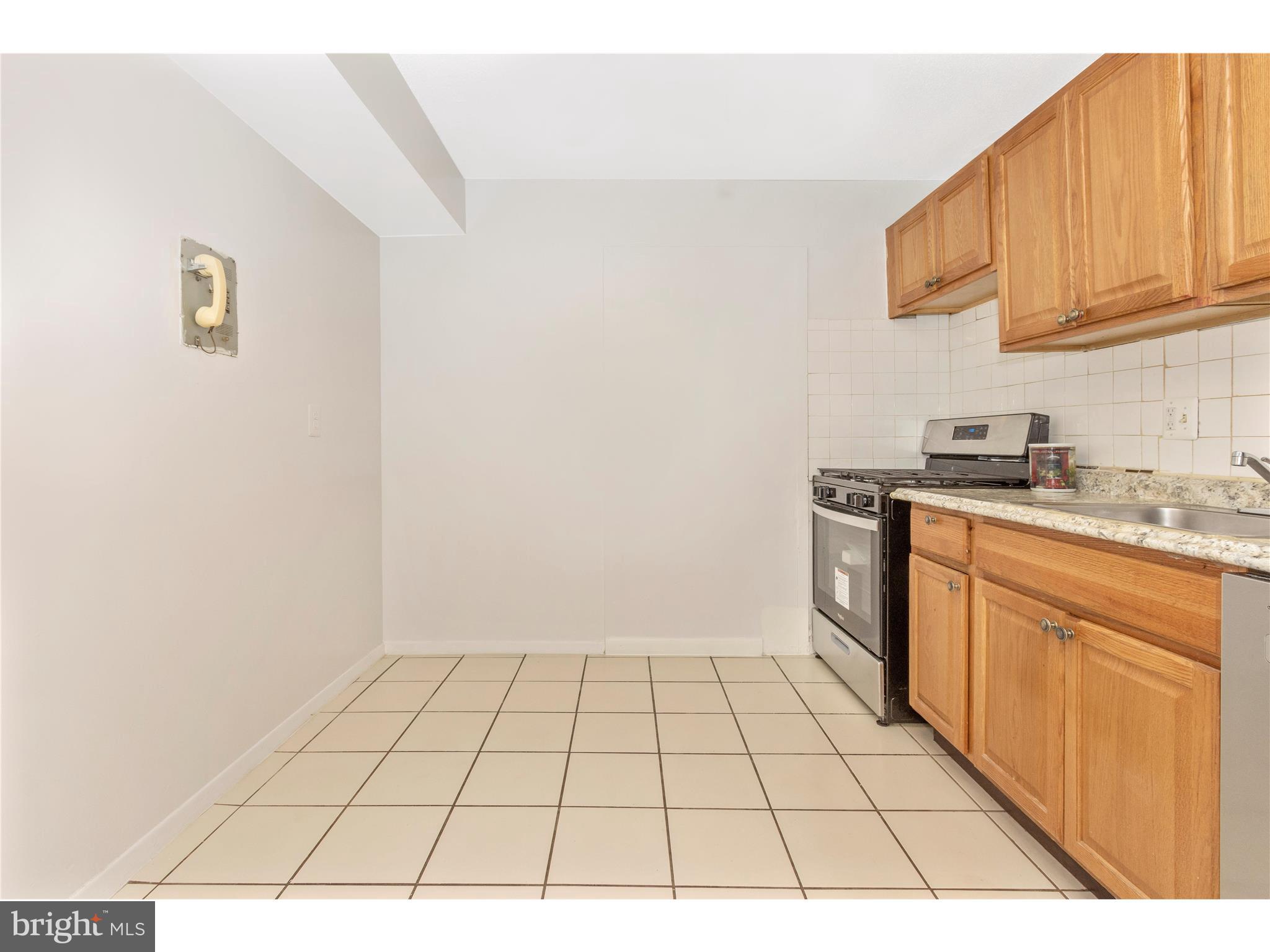 1836 Metzerott Road, Unit 510 Adelphi, MD 20783 - Photo 11 of 52 Kitchen