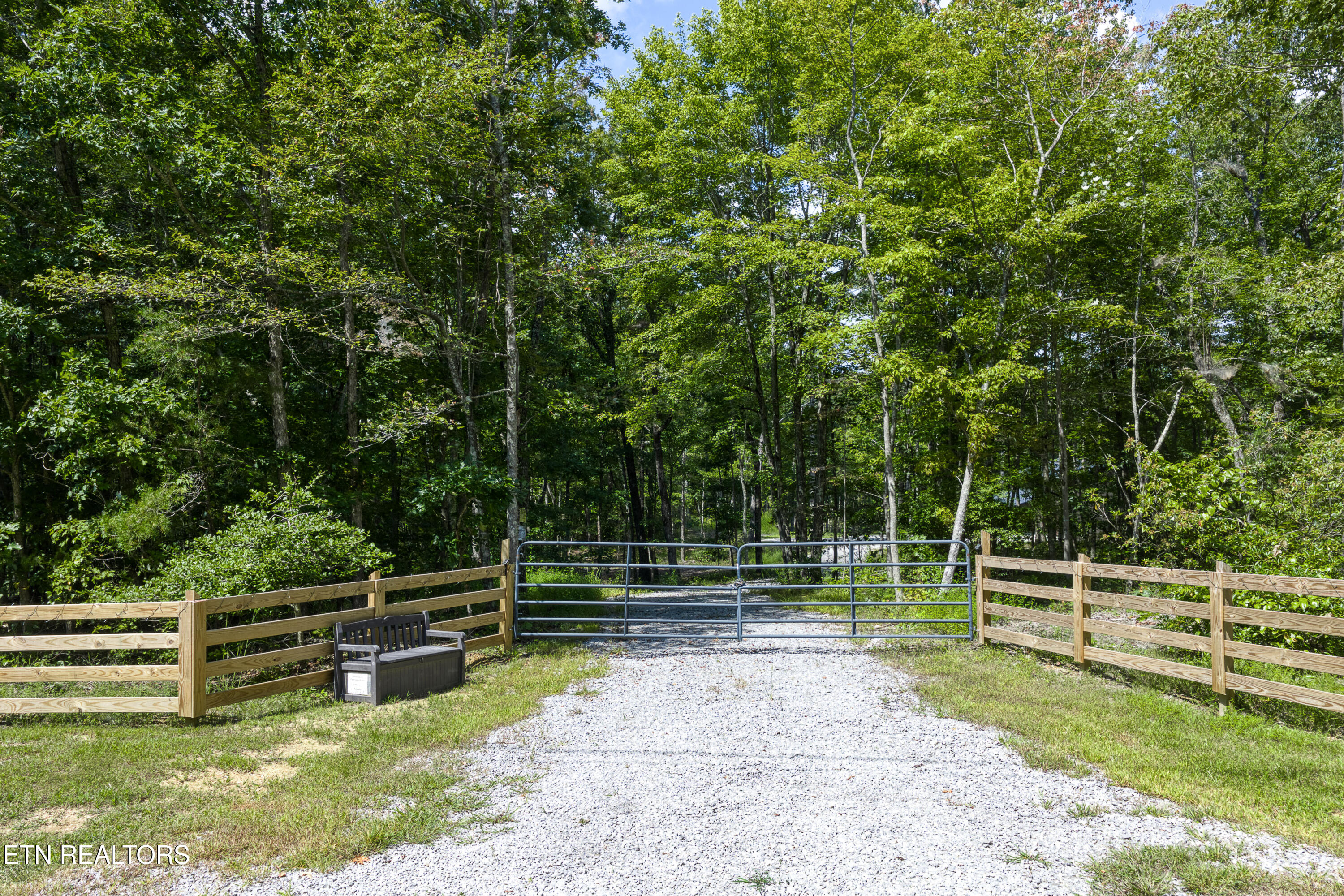 1532 East Overlook Road Monterey, TN 38574 - Photo 14 of 60 1532 E Overlook Rd-317