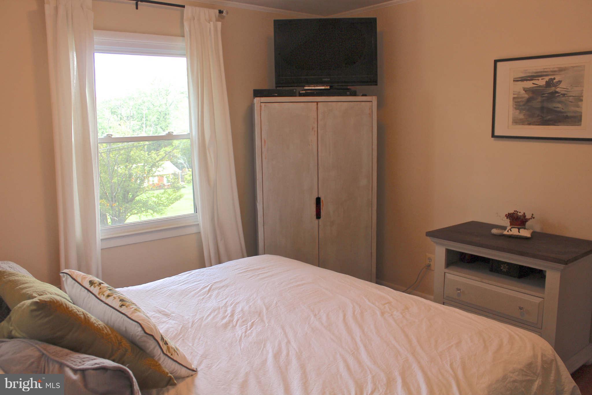8729 Oakleigh Road Baltimore, MD 21234 - Photo 18 of 30 Bedroom (Master)