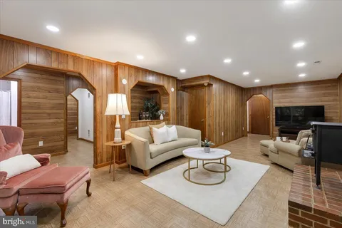 $949,000 | 12212 Woodlark Court, Manassas, VA 20112