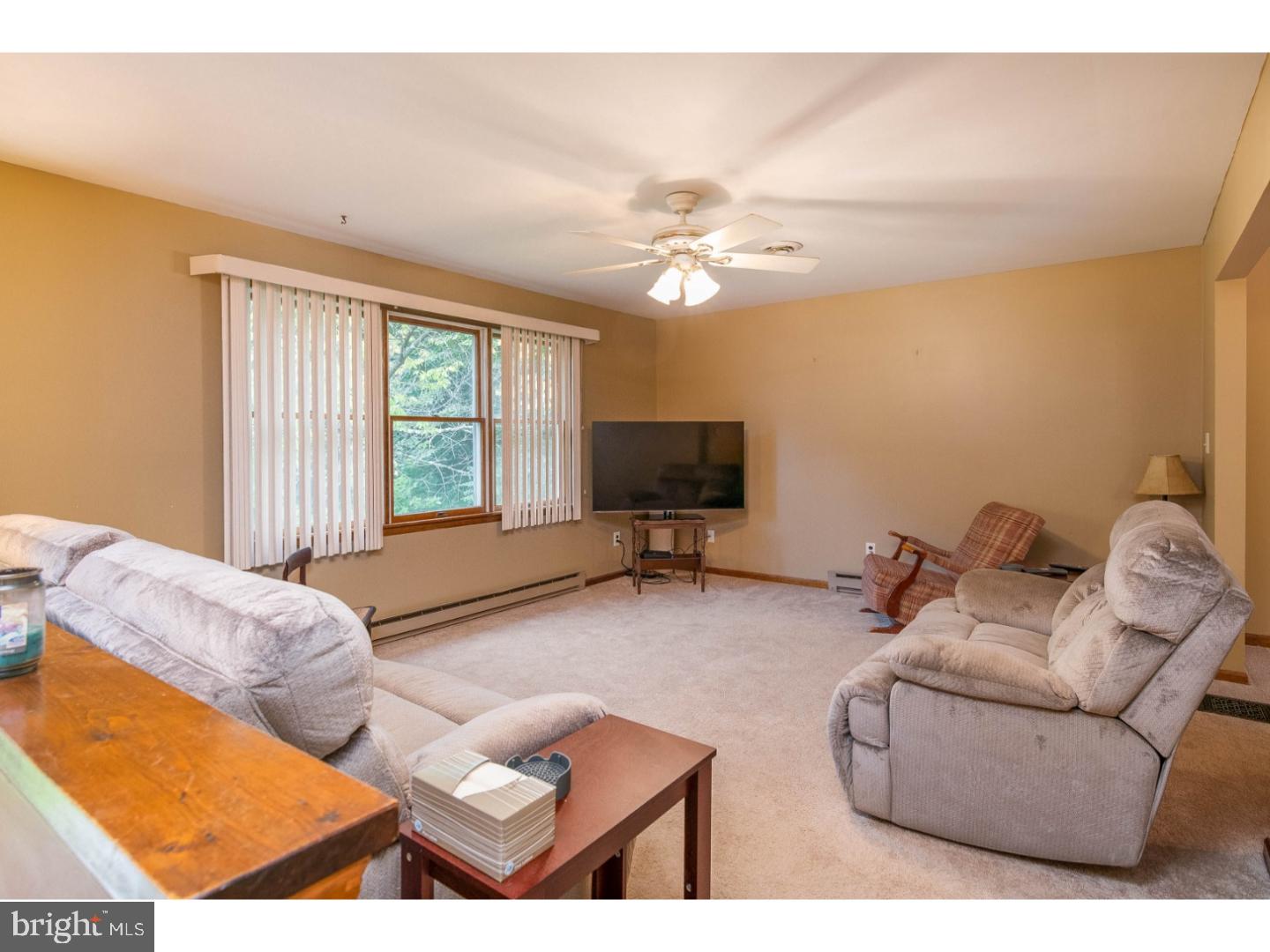 1040 Allentown Road Green Lane, PA 18054 - Photo 2 of 25