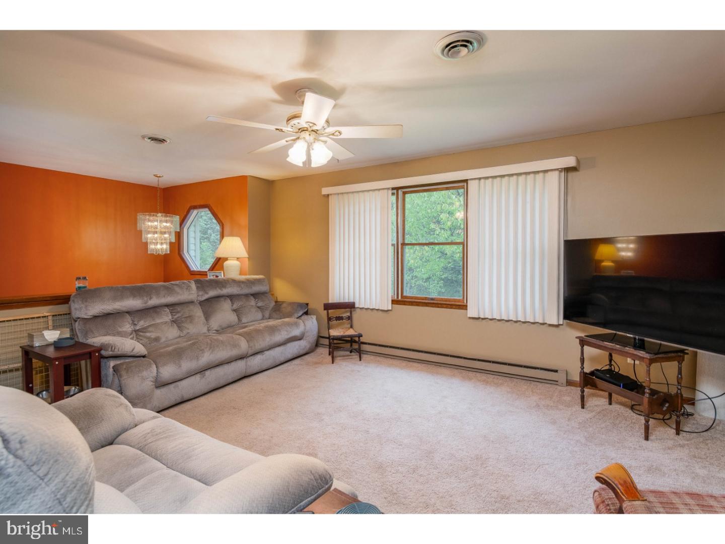 1040 Allentown Road Green Lane, PA 18054 - Photo 3 of 25