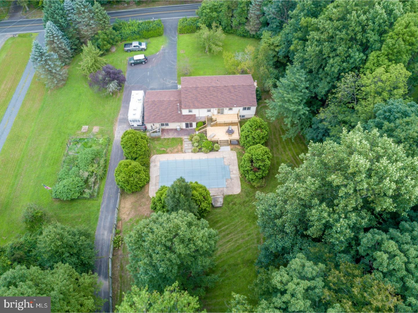 1040 Allentown Road Green Lane, PA 18054 - Photo 23 of 25