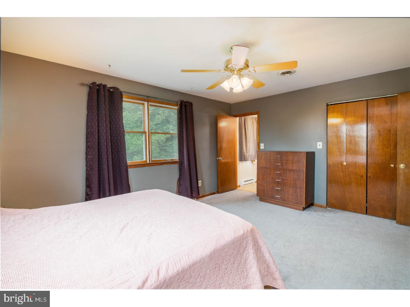 1040 Allentown Road Green Lane, PA 18054 - Photo 9 of 25