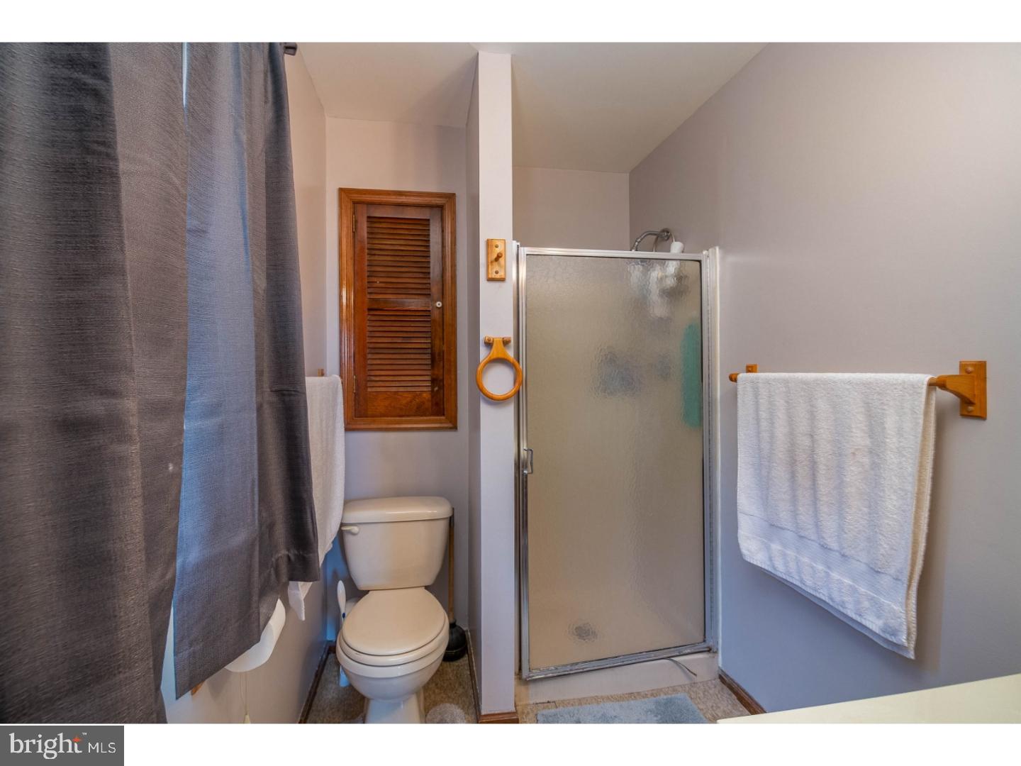 1040 Allentown Road Green Lane, PA 18054 - Photo 10 of 25
