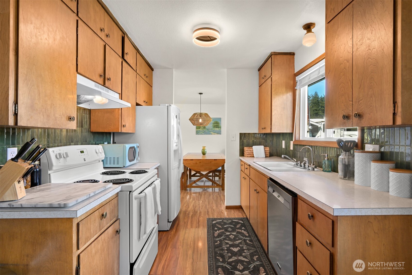 8722 Valley View Road Custer, WA 98240 - Photo 12 of 40